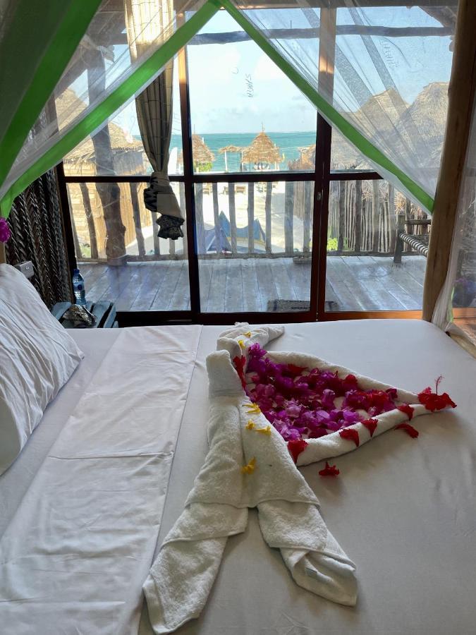 Mwananchi Bungalows Паже Екстериор снимка