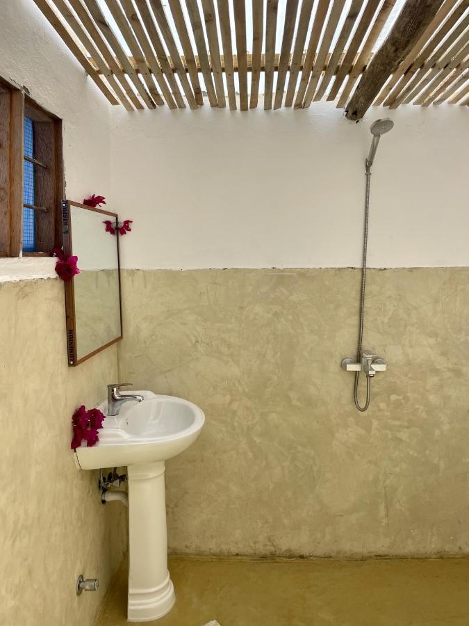 Mwananchi Bungalows Паже Екстериор снимка